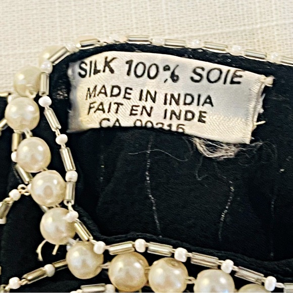 Vintage Black Beaded Art Deco Silk Top by Rina Z Excellent Vintage Condition. - Picture 7 of 10